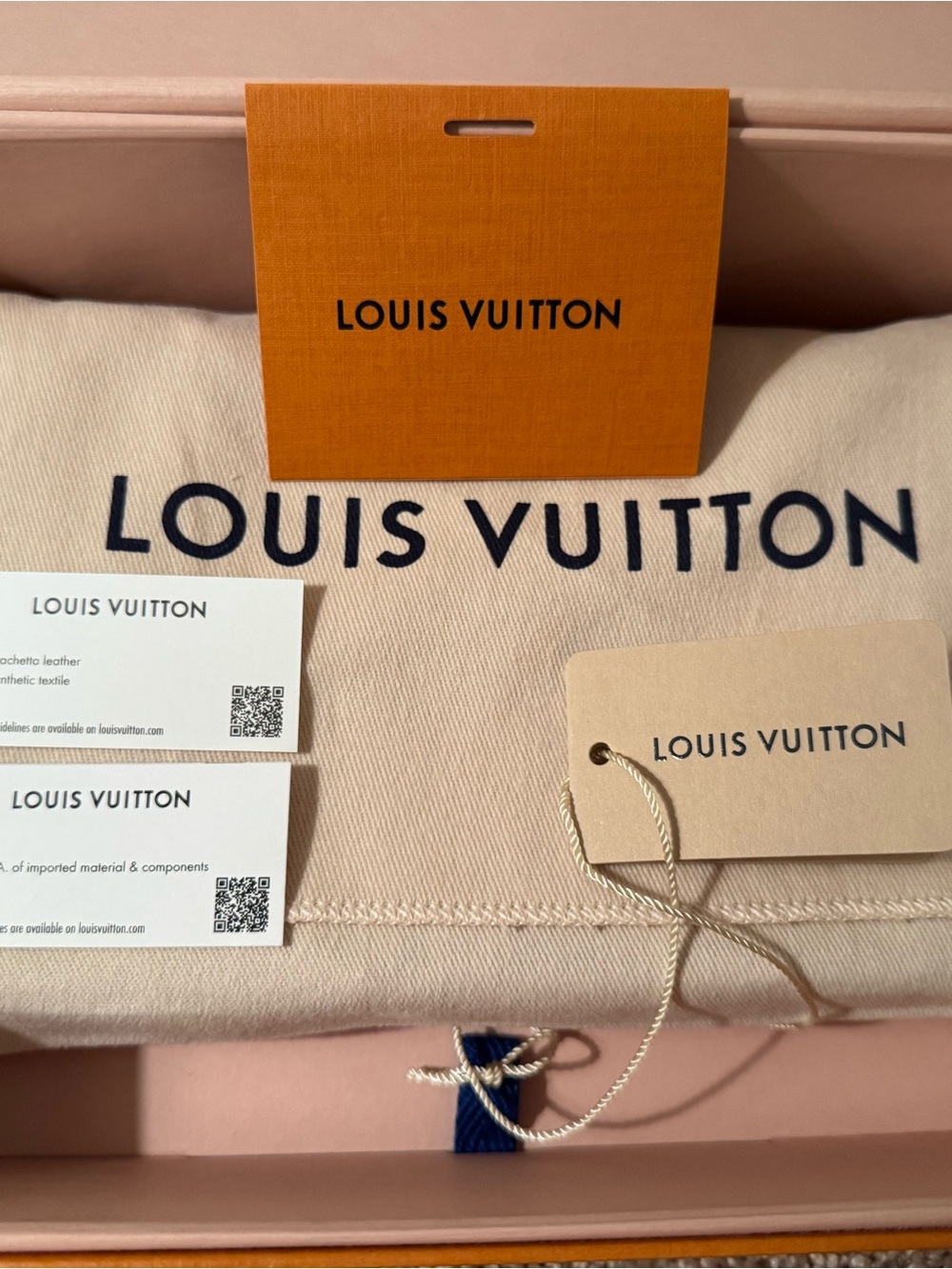 Louis Vuitton Pochette Félicie (Dove/Cream) - Picture 8 of 9